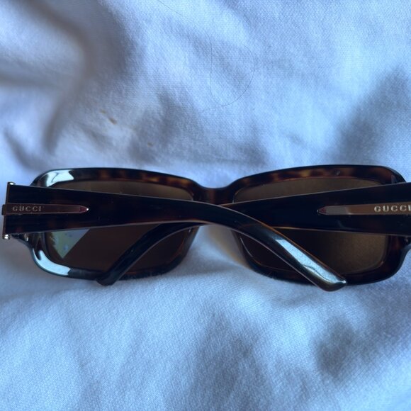 Gucci Black Women's Sunglasses - Picture 10 of 11